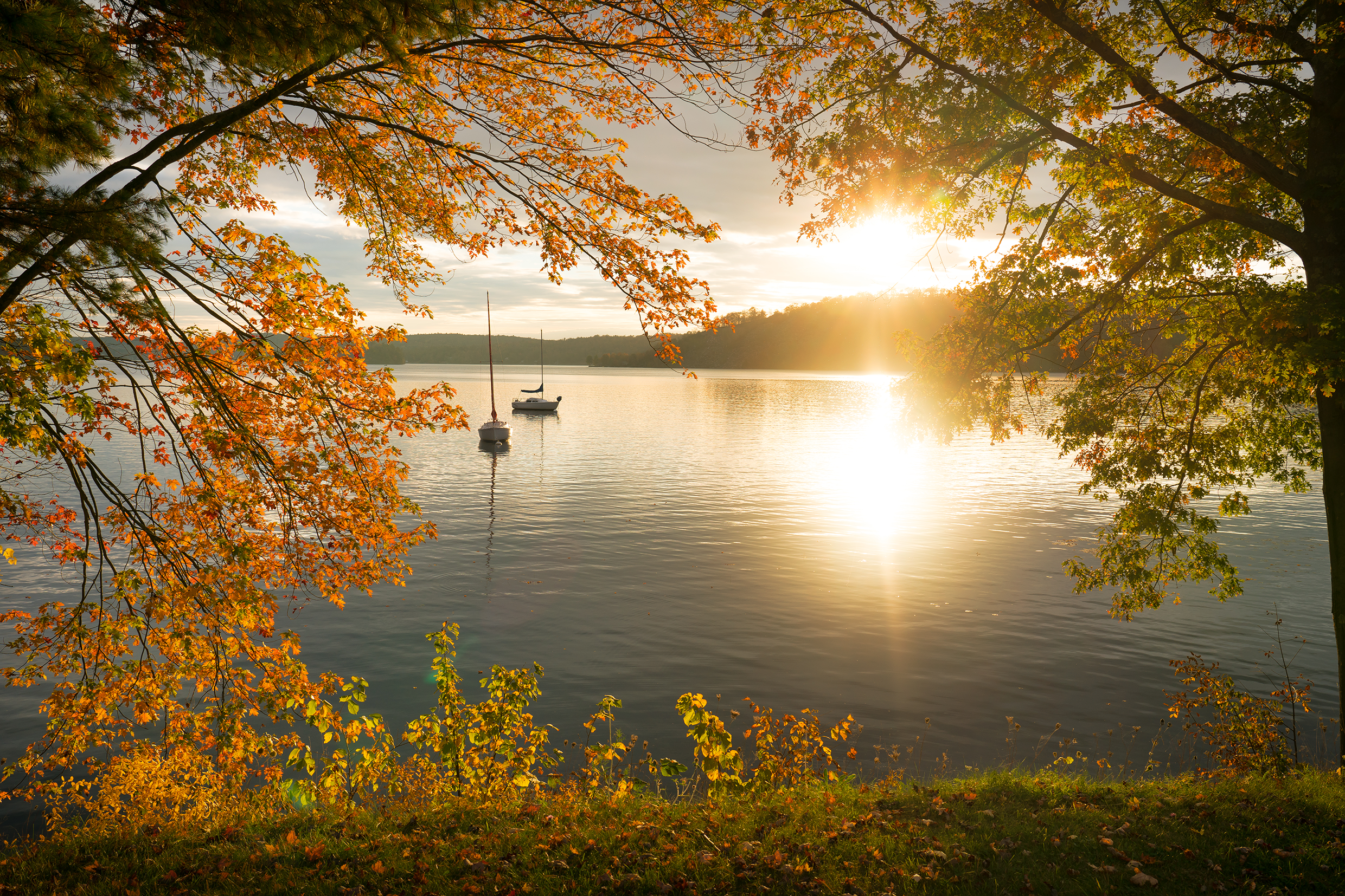 You are currently viewing Water Part 2 – Photographing Lakes and Oceans